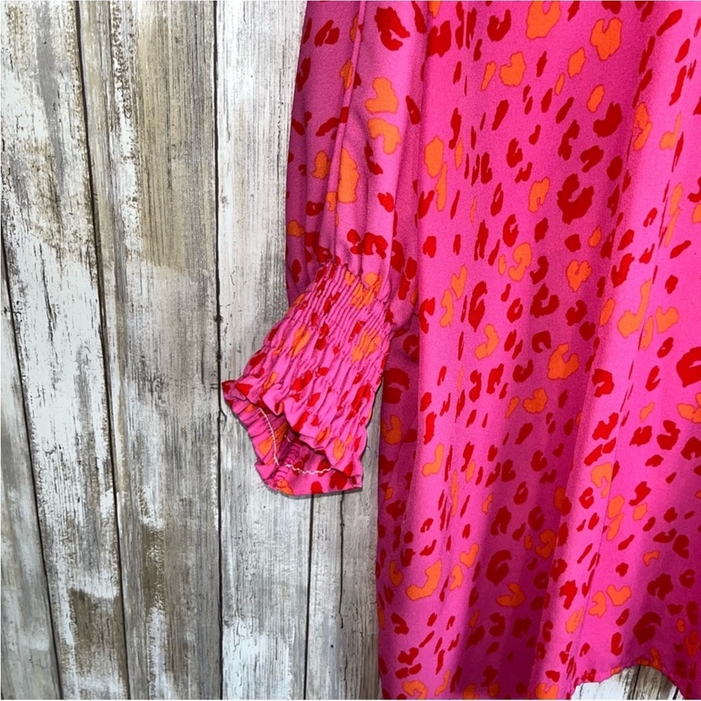 Jodifl Pink Leopard Oversized Blouse - Picture 3 of 6